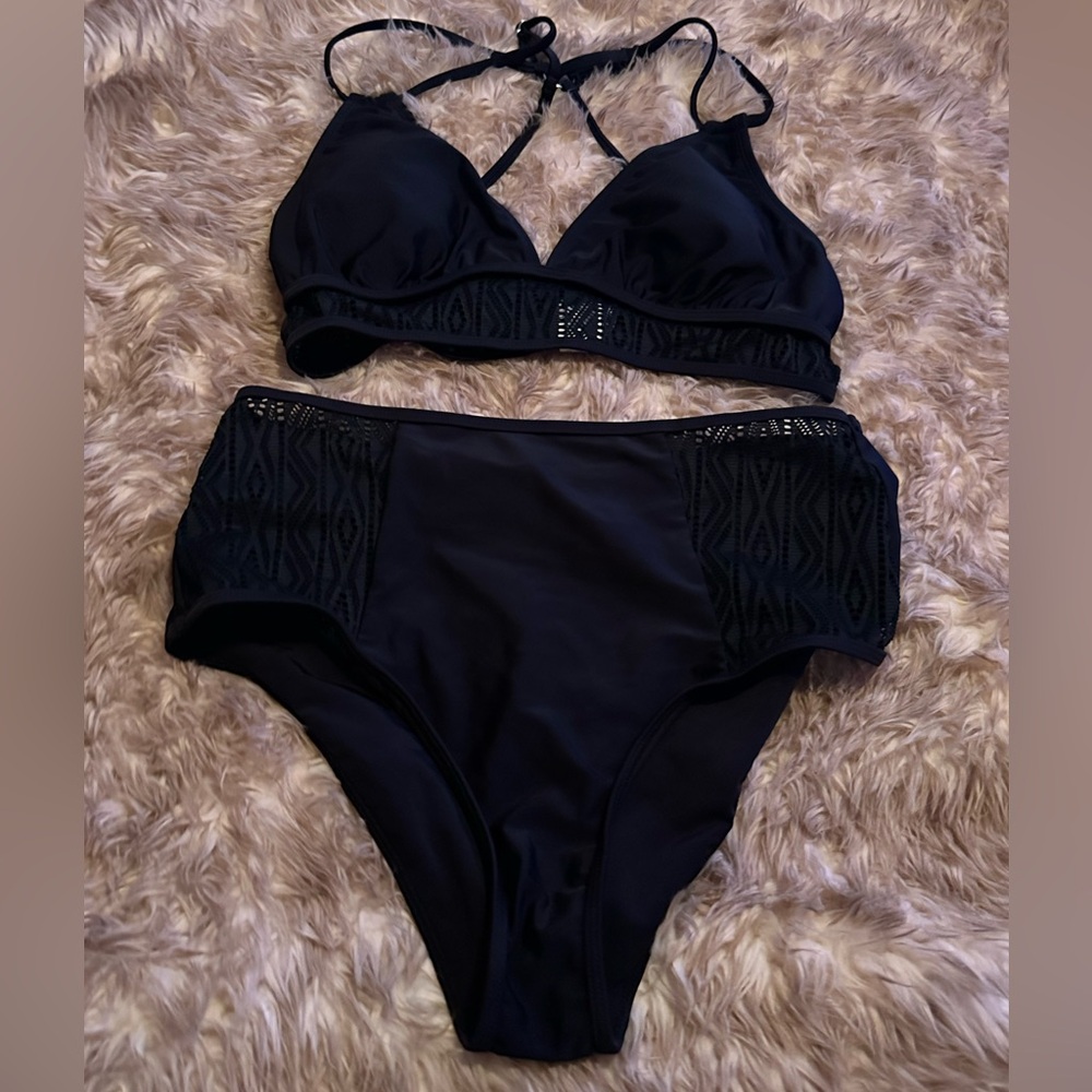 CUPSHE Dual Strap Bikini Bralette & Hipster Bottoms Set - Picture 7 of 10